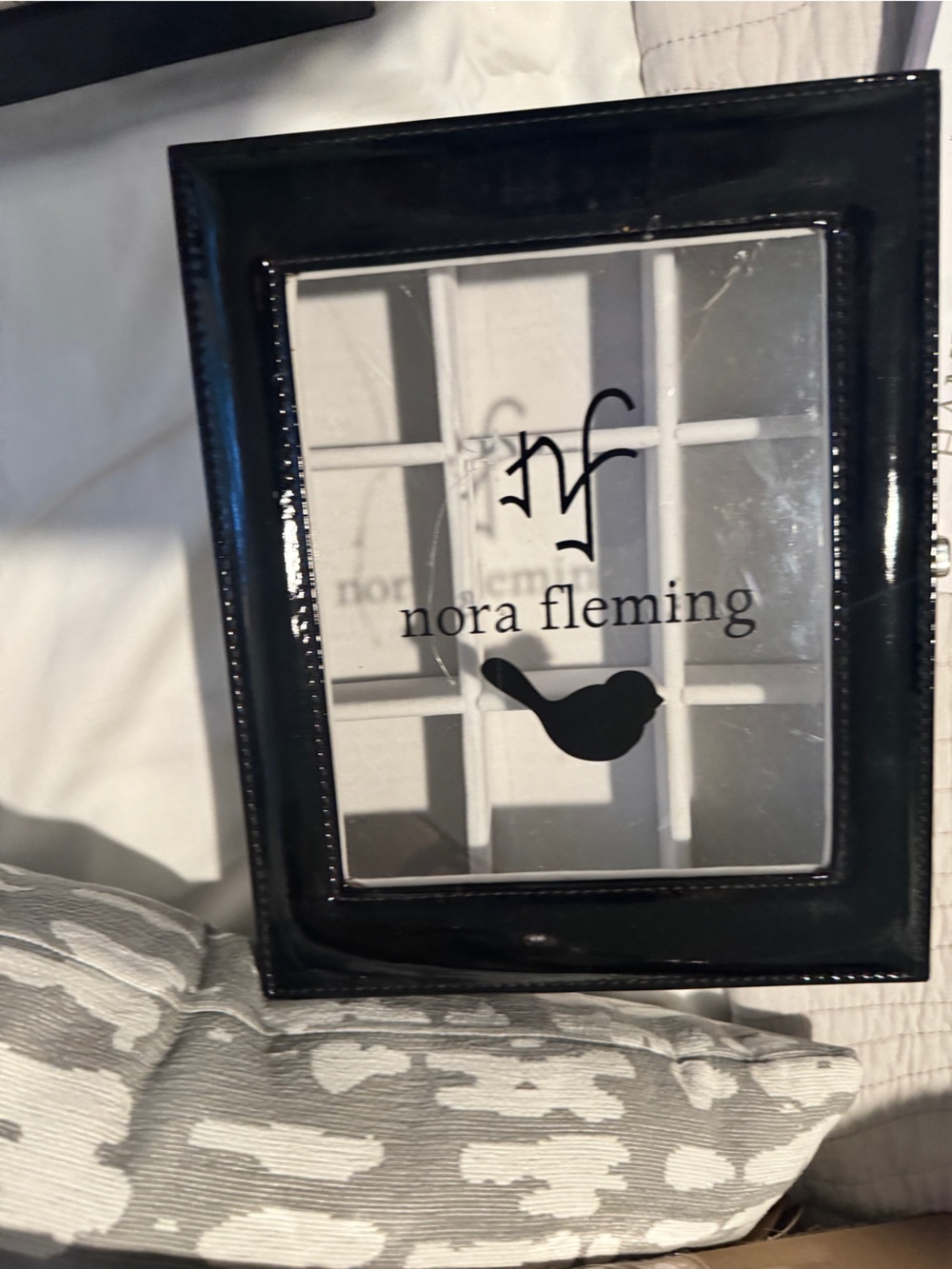 Nora Fleming glossy Black mini  Organizer storage